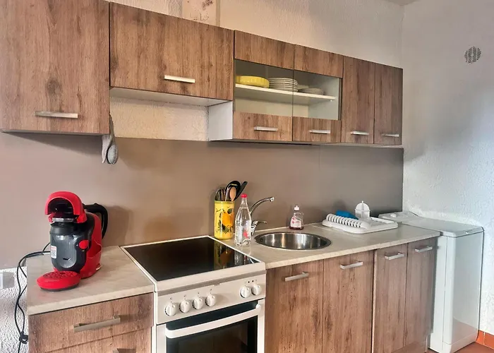 Les Pieds Dans L Eau *